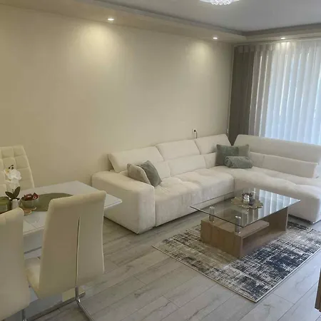 2 Bedroom * Goze Deltschew