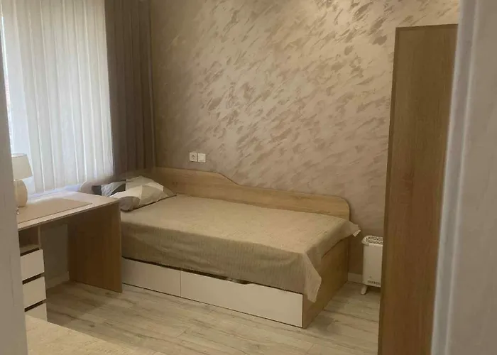 2 Bedroom Апартамент *